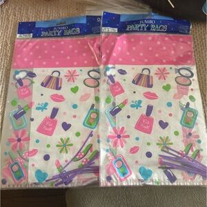 Jumbo party bags 2 pks (8 each) make up theme